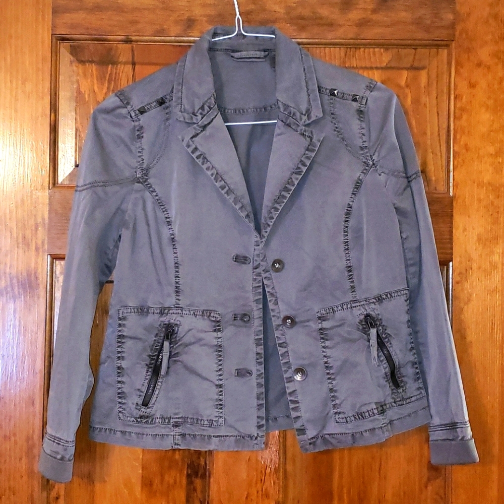 Light weight jacket - Picture 3 of 9
